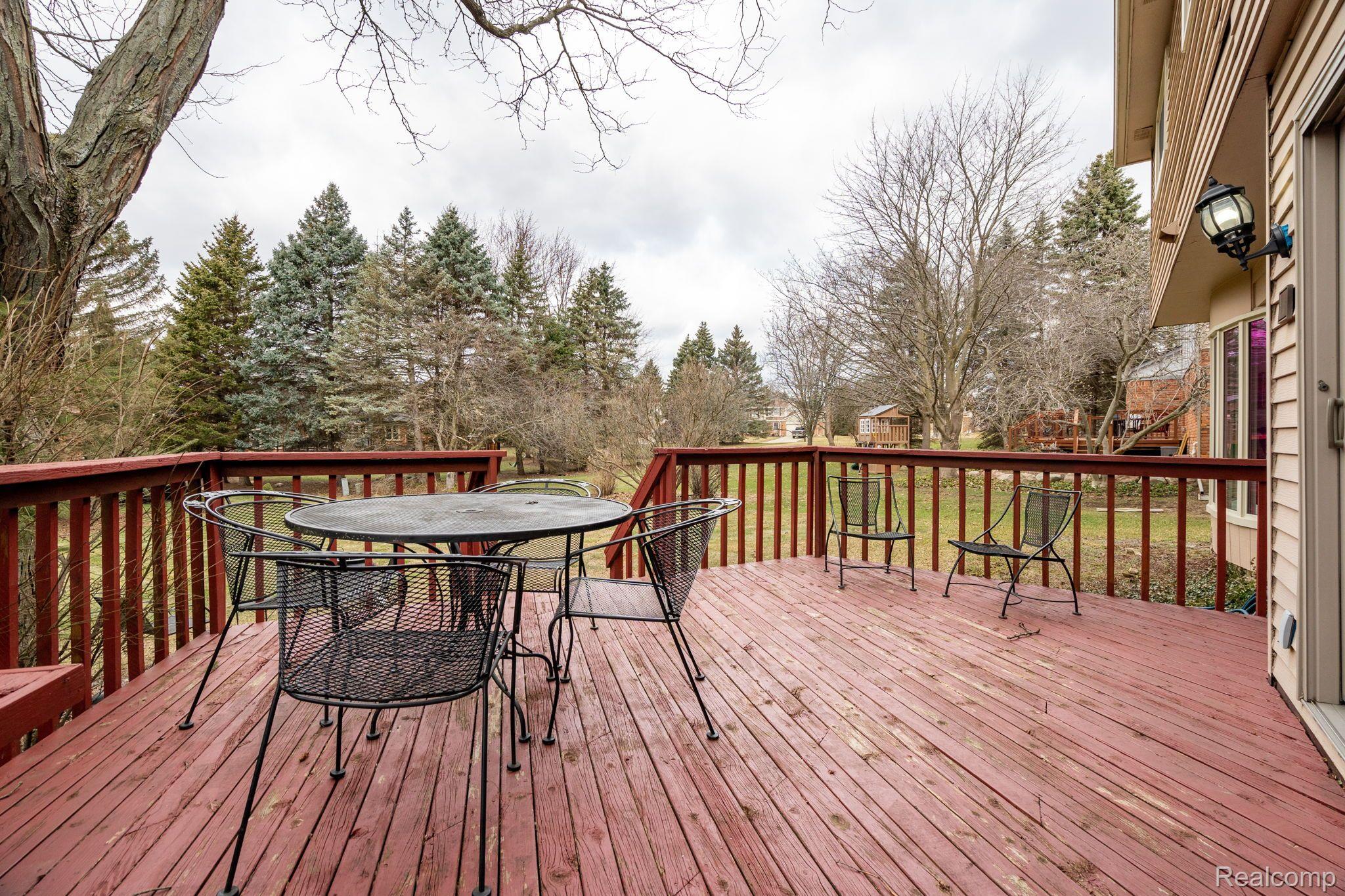 357 Powderhorn Ridge Court Rochester, MI 48309 - Photo 33 of 42 Gallery Image 33