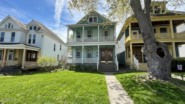 $280,000 | 516 Pawling Avenue, Troy, NY 12180