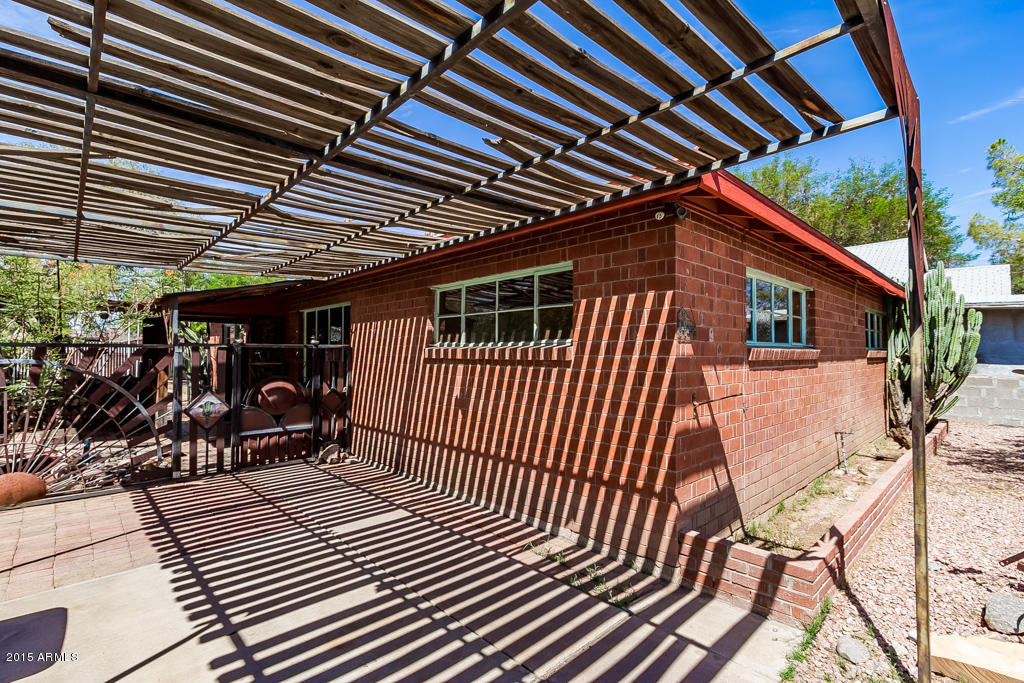 1904 East Monte Vista Road Phoenix, AZ 85006 - Photo 3 of 15 1904_E_Monte_Vista_Rd_AZ-3