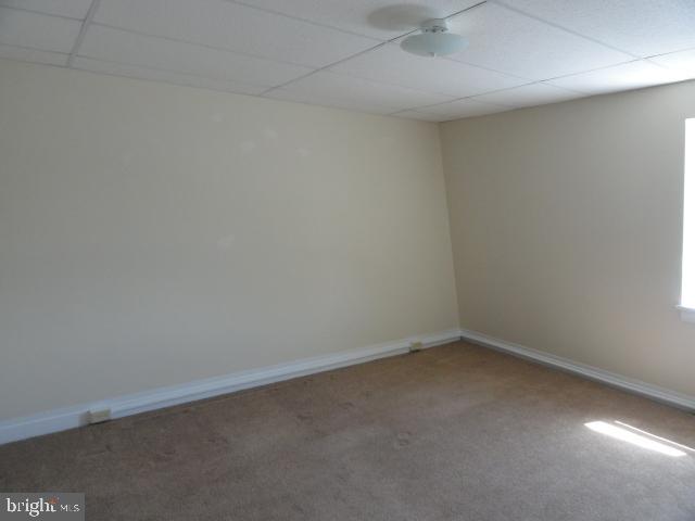 326 Chestnut Street Lebanon, PA 17042 - Photo 17 of 18 3rd Floor middle bedroom