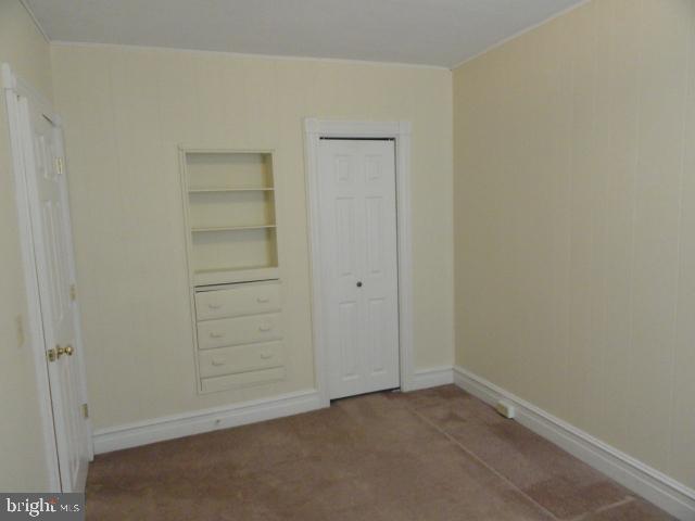 326 Chestnut Street Lebanon, PA 17042 - Photo 10 of 18 2nd Floor middle bedroom