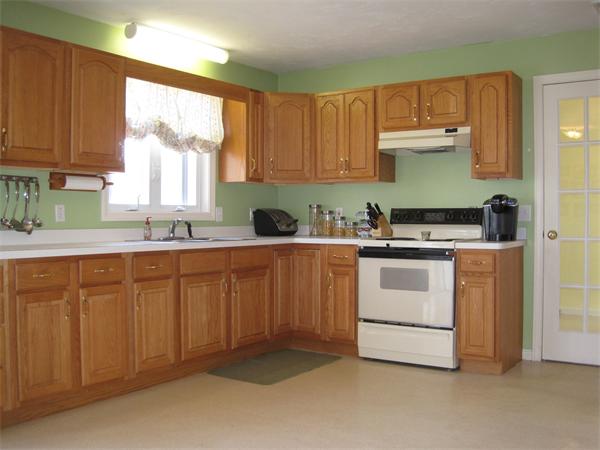 41 King Road Charlton, MA 01507 - Photo 2 of 20 Gallery Image 2