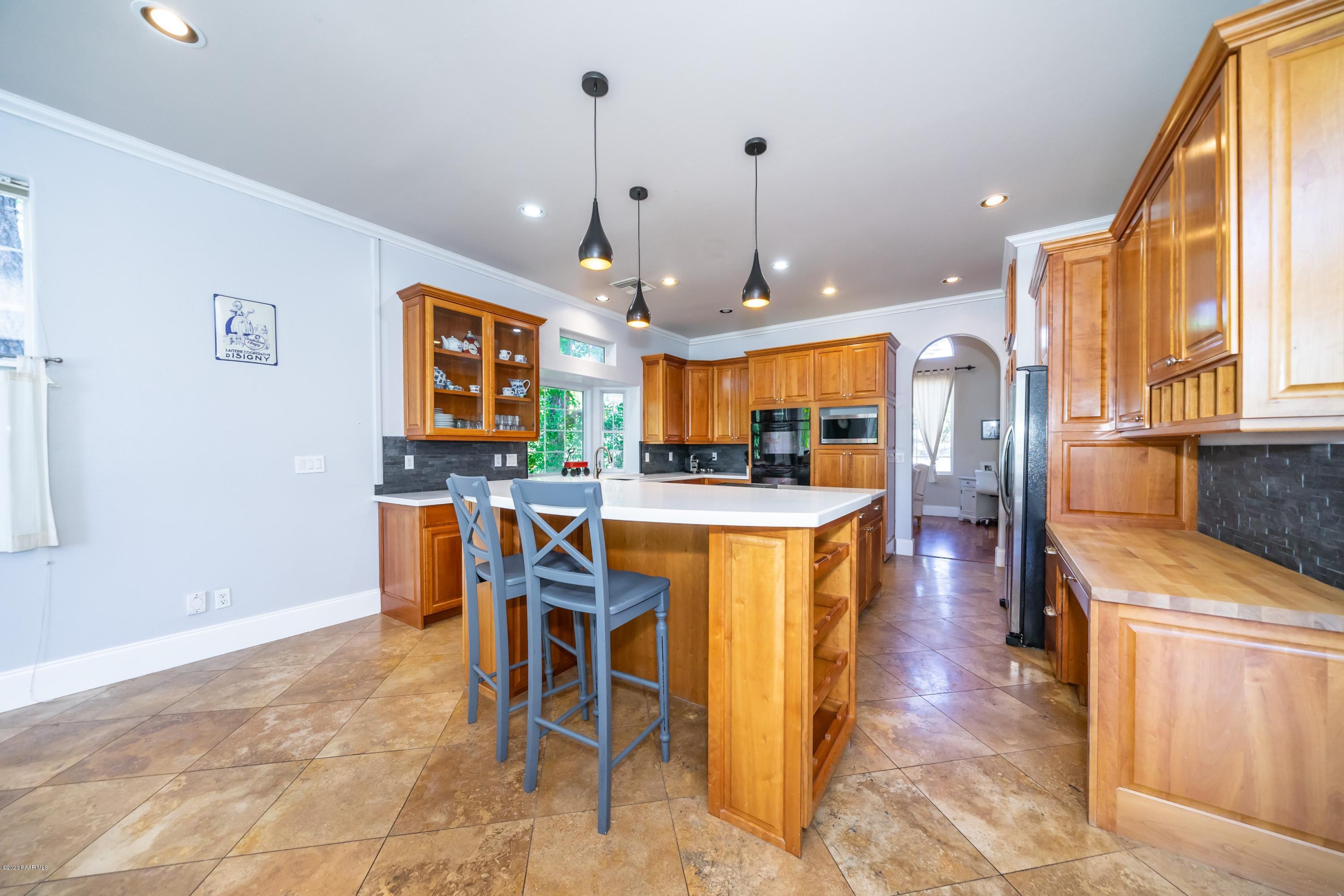 1045 Evergreen Road Prescott, AZ 86303 - Photo 8 of 46 008_Kitchen