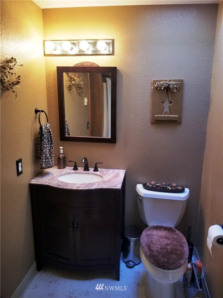 9 Horse Spring Coulee Road Tonasket, WA 98855 - Photo 14 of 25 Gallery Image 14