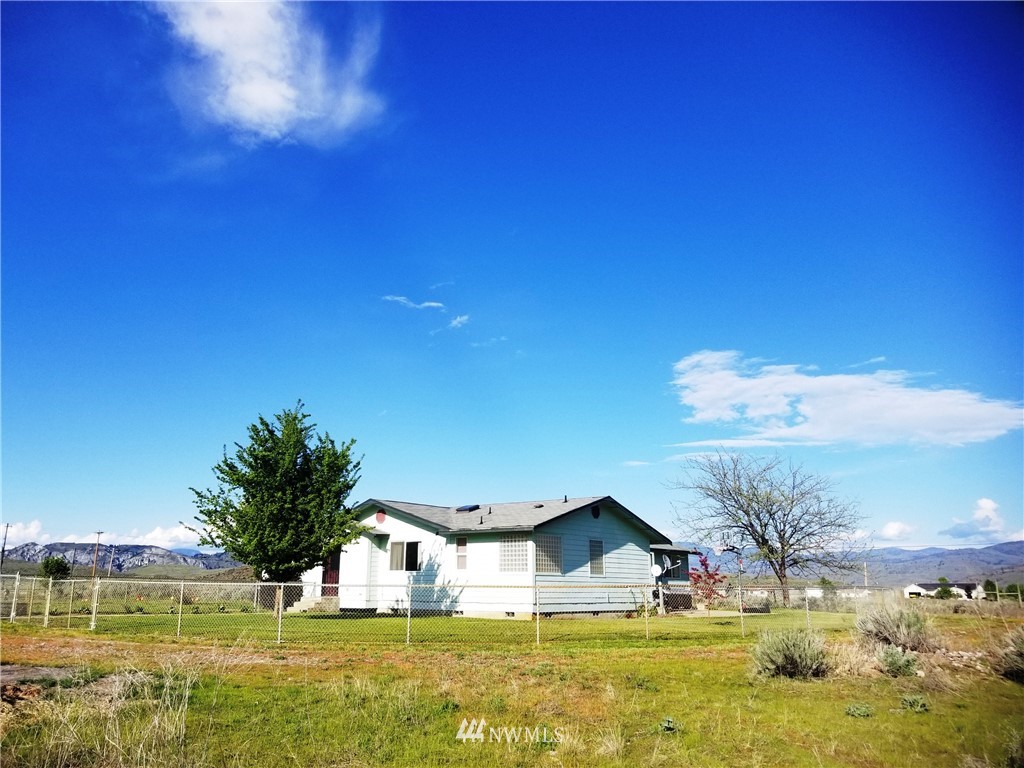 9 Horse Spring Coulee Road Tonasket, WA 98855 - Photo 3 of 25 Gallery Image 3