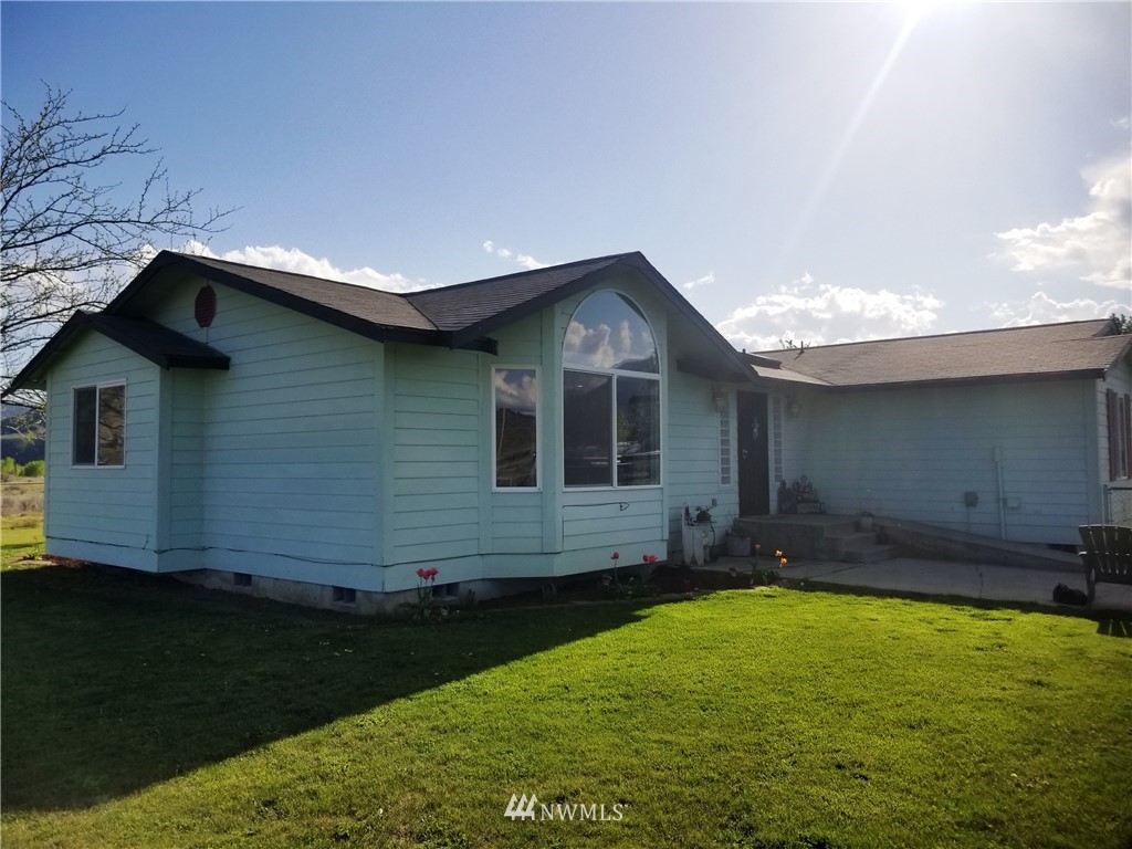 9 Horse Spring Coulee Road Tonasket, WA 98855 - Photo 5 of 25 Gallery Image 5
