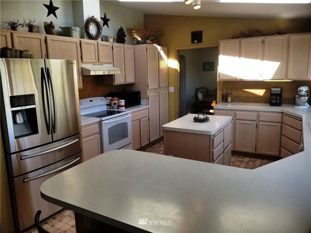 9 Horse Spring Coulee Road Tonasket, WA 98855 - Photo 10 of 25 Gallery Image 10