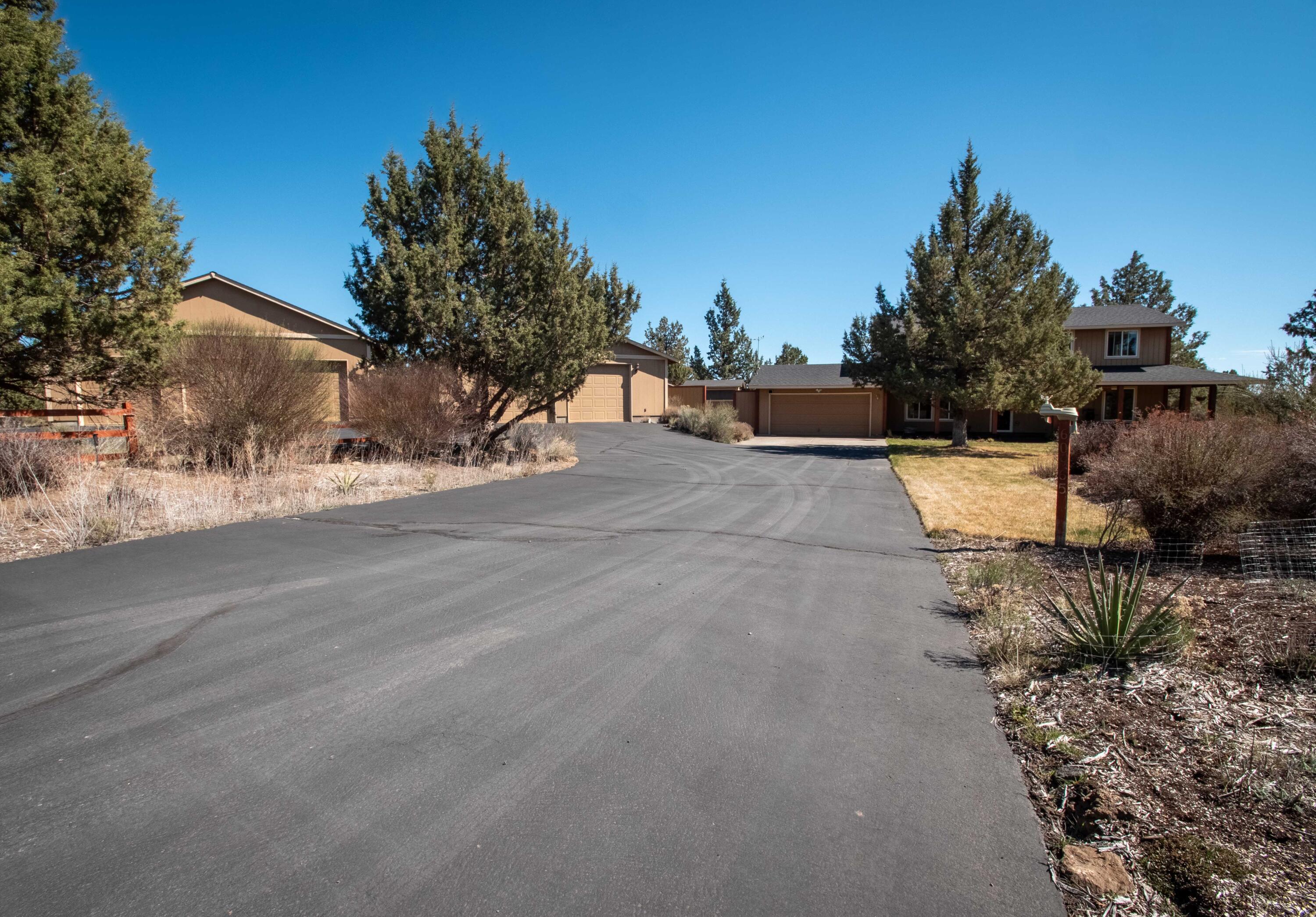 60965 Ward Road Bend, OR 97702 - Photo 5 of 50 60965-WARD-RD-SML-2