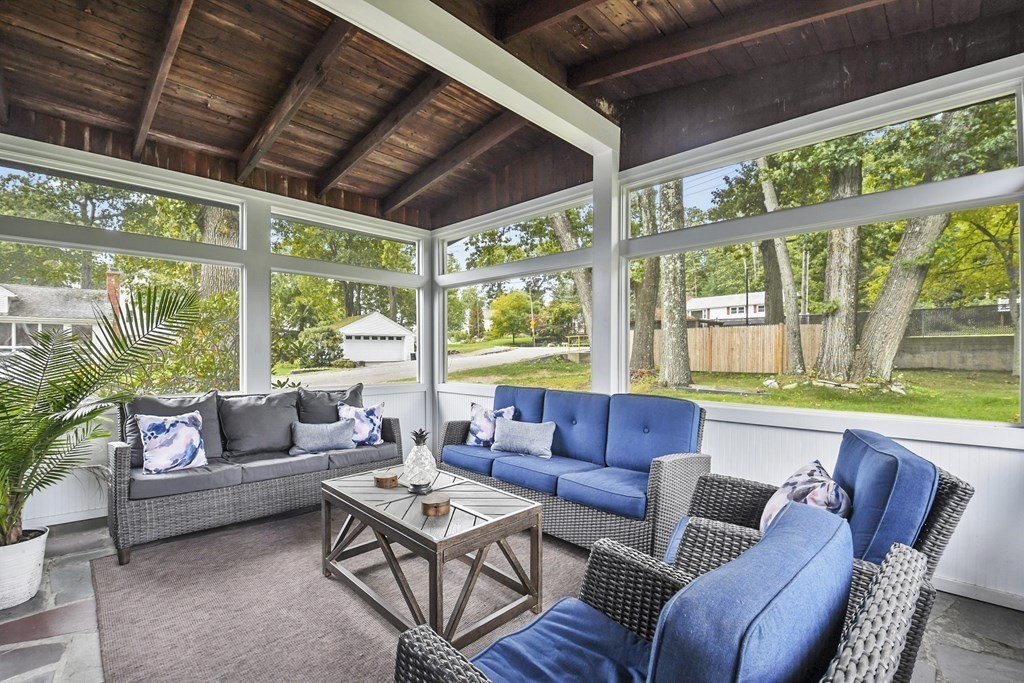 1 Suntaug Road Worcester, MA 01604 - Photo 24 of 37