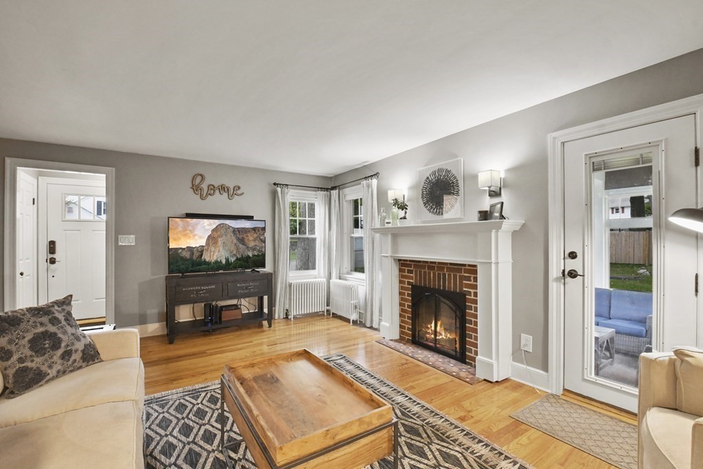 1 Suntaug Road Worcester, MA 01604 - Photo 5 of 37