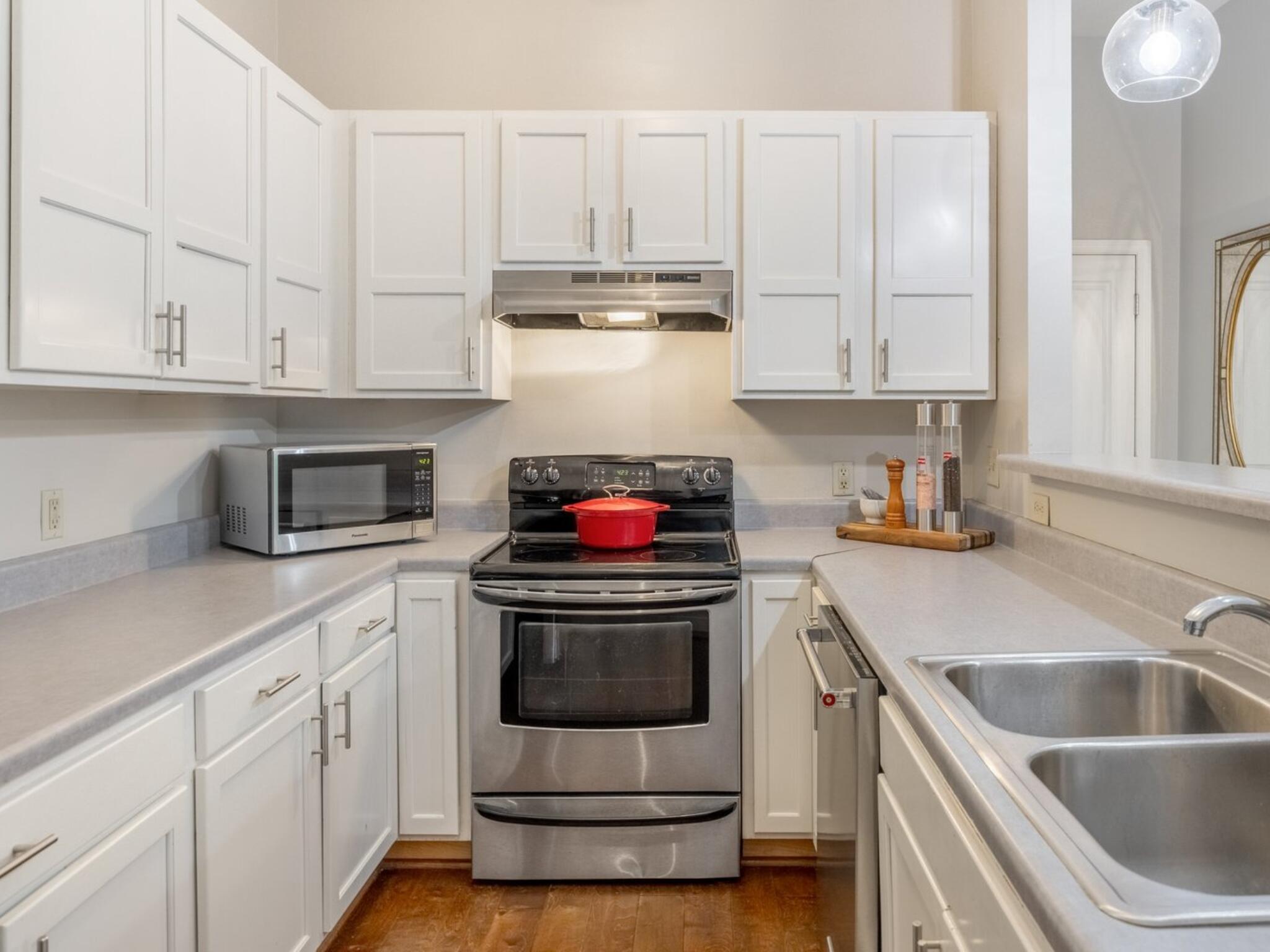 1609 Long Street, Unit 103 Chattanooga, TN 37408 - Photo 4 of 22 1609 Long Street 103