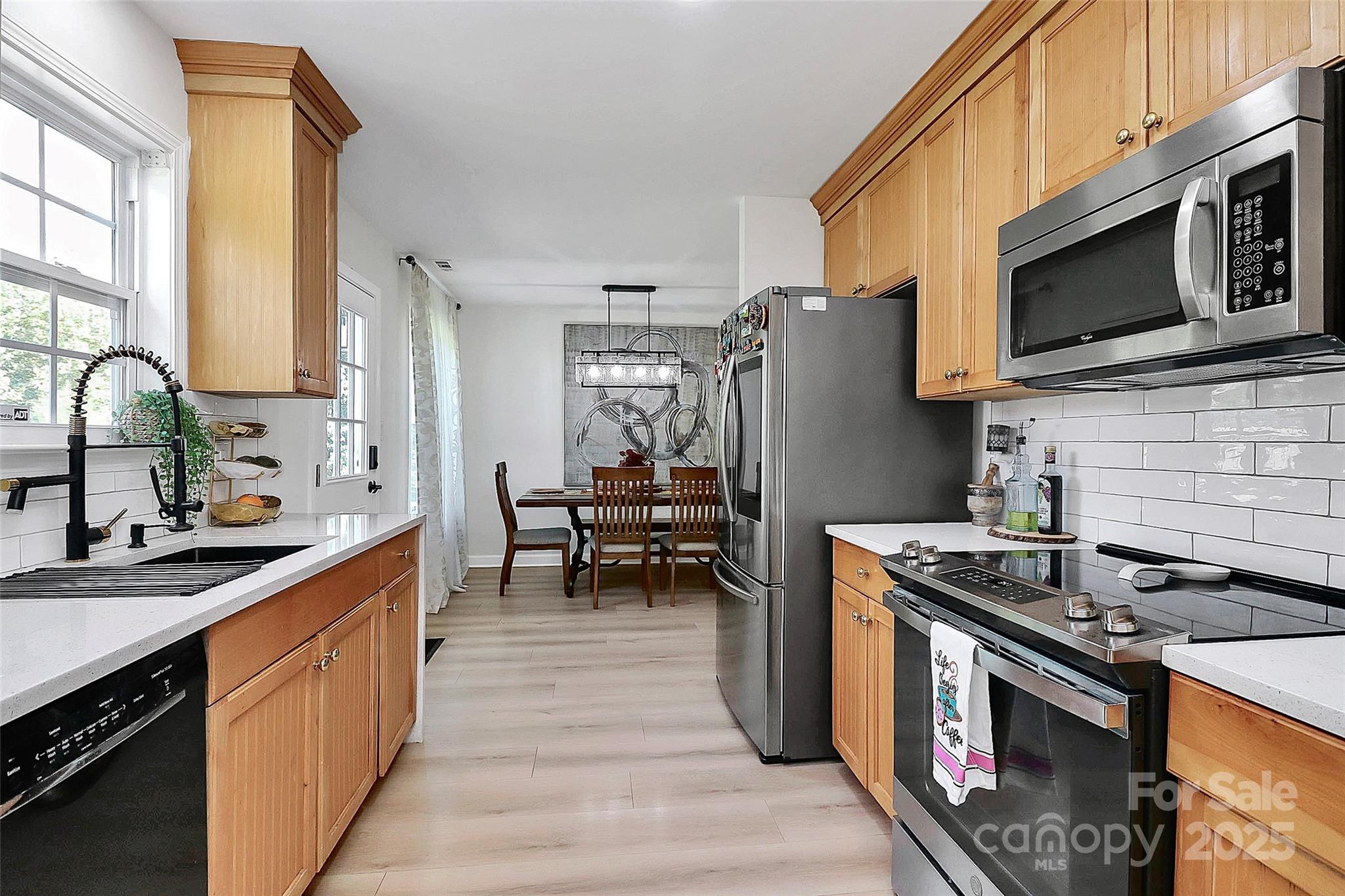 11314 Abernathy Road Charlotte, NC 28216 - Photo 11 of 46 Gallery Image 11