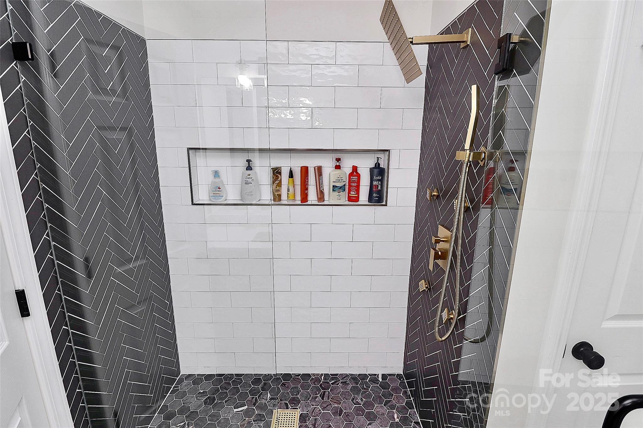 11314 Abernathy Road Charlotte, NC 28216 - Photo 16 of 46 Gallery Image 16