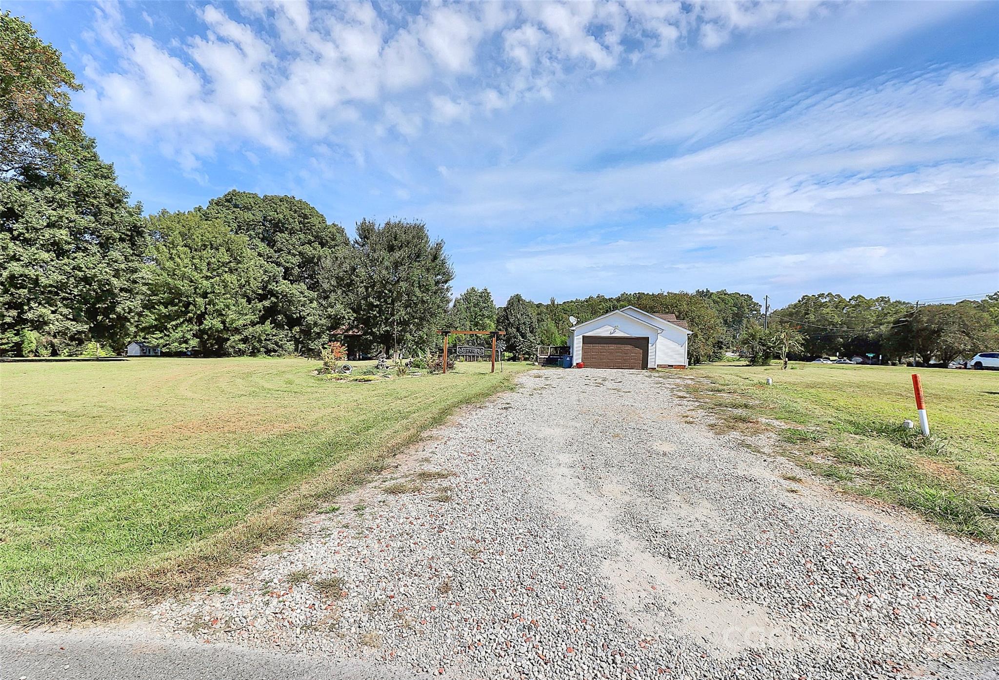 11314 Abernathy Road Charlotte, NC 28216 - Photo 37 of 46 Gallery Image 37