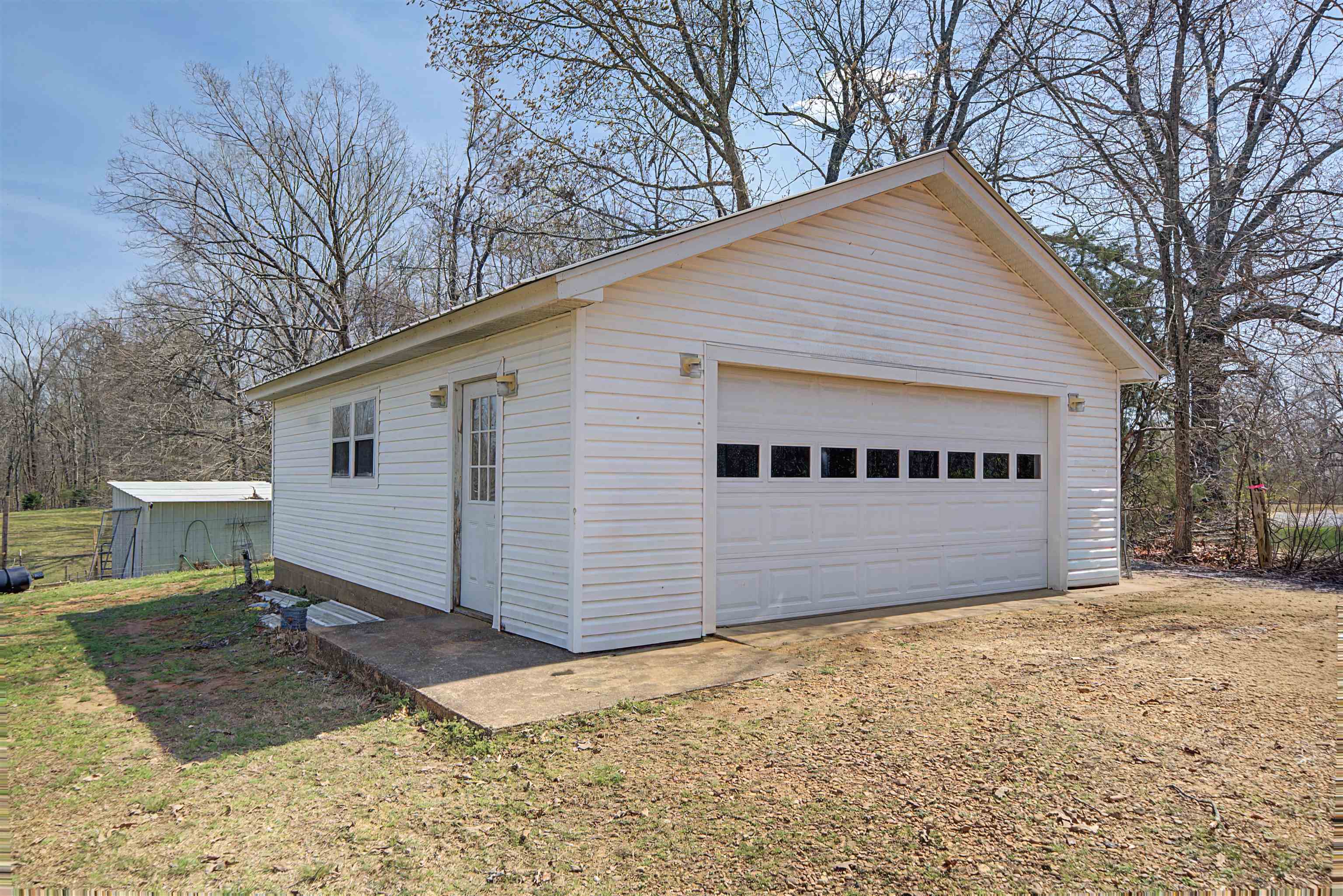7010 22nd Highway Adamsville, TN 38310 - Photo 21 of 33 View of detached garage