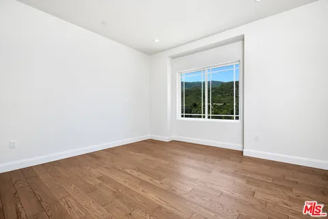 $2,945,000 | 29677 Mulholland Highway, Agoura Hills, CA 91301