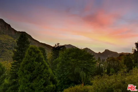 $2,945,000 | 29677 Mulholland Highway, Agoura Hills, CA 91301