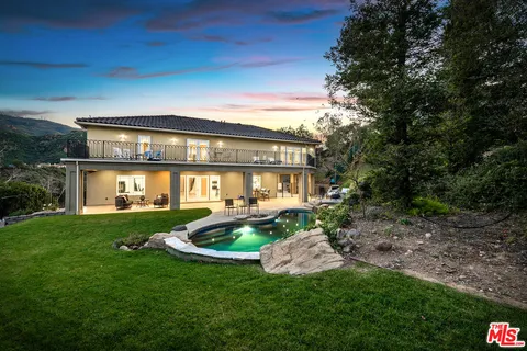 $2,945,000 | 29677 Mulholland Highway, Agoura Hills, CA 91301