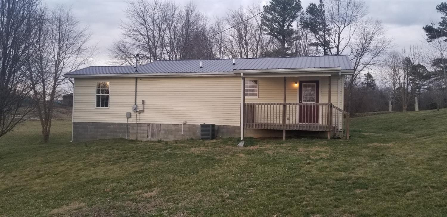 141 Mathis Lane McKee, KY 40447 - Photo 15 of 18 Listing Photo