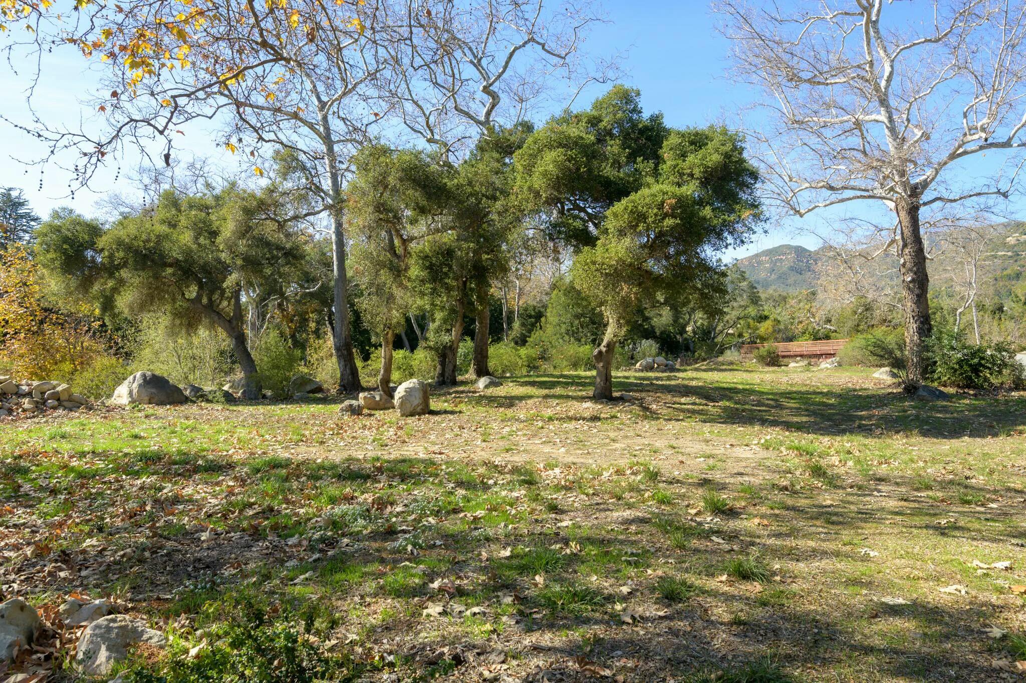 809 Ashley Road Montecito, CA 93108 - Photo 3 of 14 809 Ashley