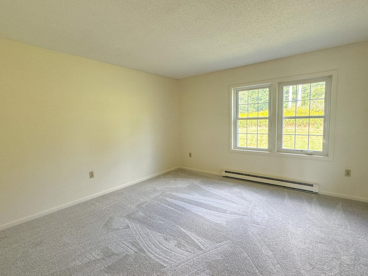 36 Brickyard Road, Unit 23 Essex Junction, VT 05452 - Photo 8 of 32 Gallery Image 8