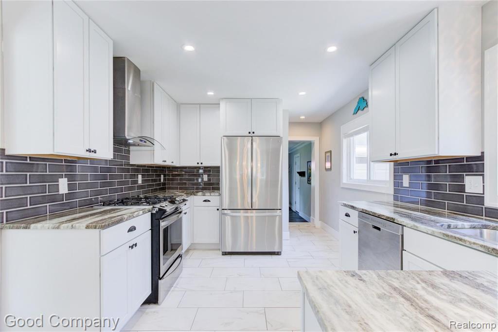 31295 West Rutland Street Beverly Hills, MI 48025 - Photo 13 of 52
