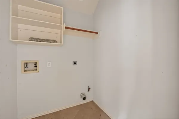 $2,550 | 2604 Hidden Creek Drive, Pearland, TX 77581