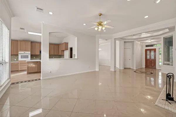 $2,550 | 2604 Hidden Creek Drive, Pearland, TX 77581