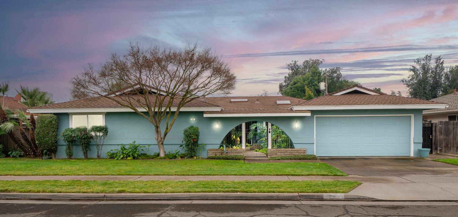 353 Ellery Fresno, CA 93704 - Photo 1 of 37