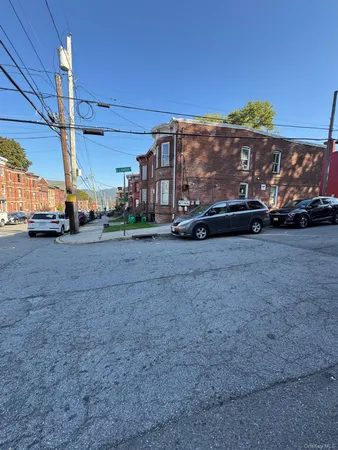 $150,000 | 119 Renwick Street, Newburgh, NY 12550
