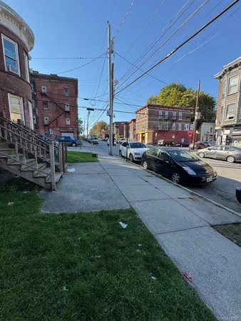 $150,000 | 119 Renwick Street, Newburgh, NY 12550