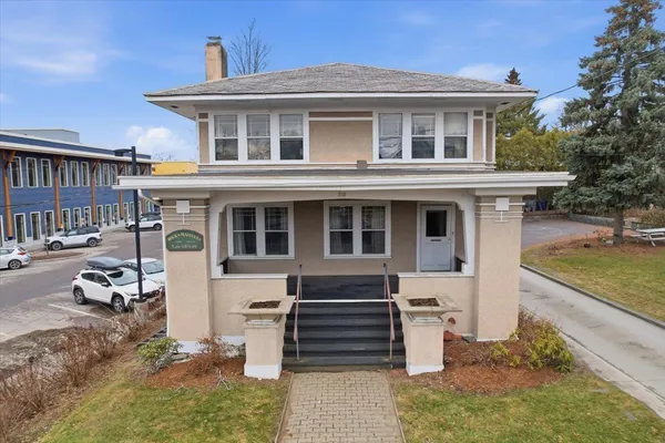 $1,100,000 | 308 College Street, Burlington, VT 05401