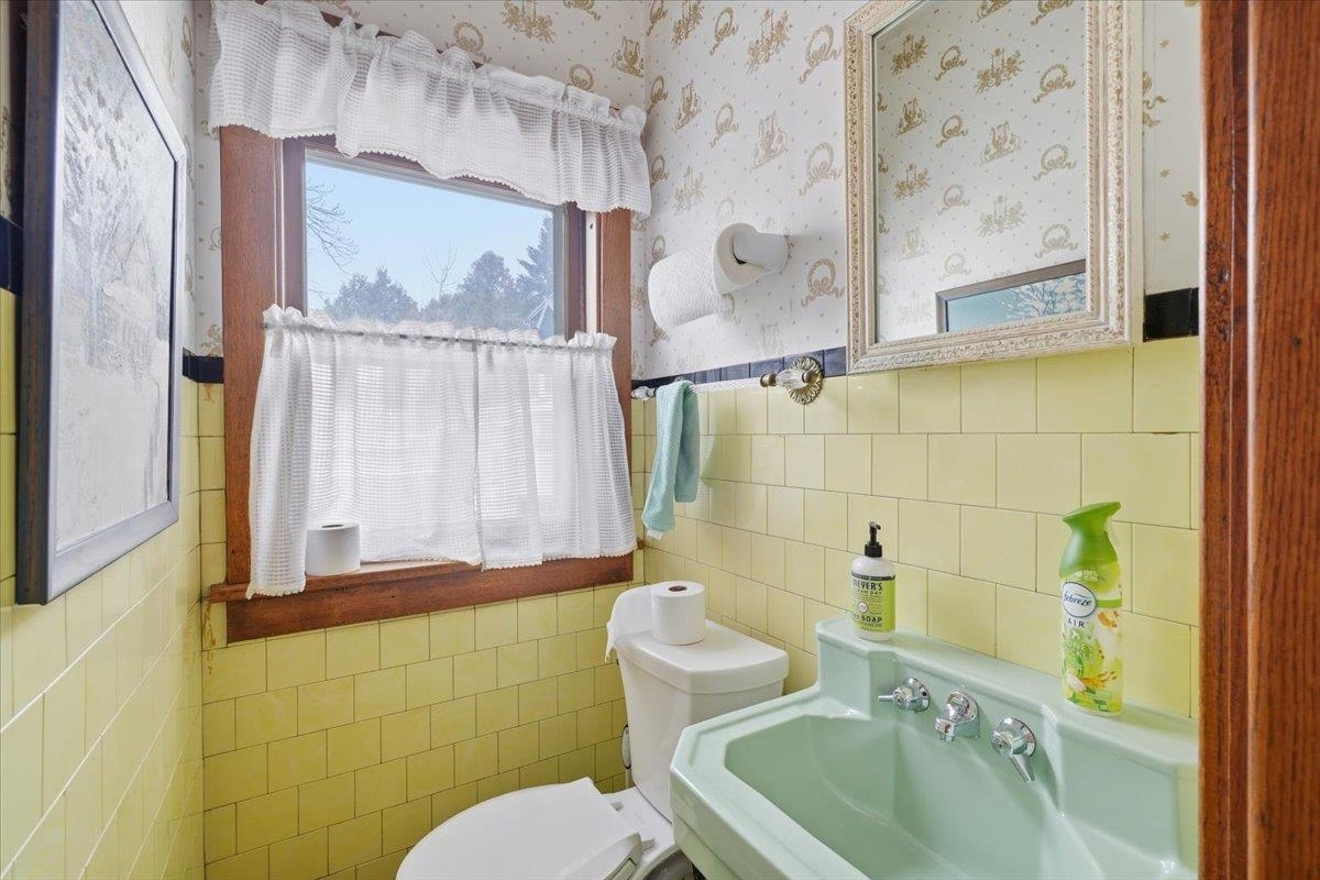 308 College Street Burlington, VT 05401 - Photo 18 of 58