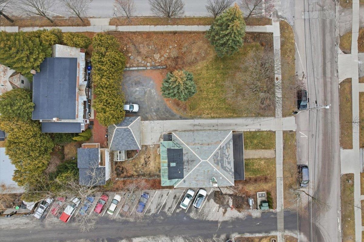 308 College Street Burlington, VT 05401 - Photo 2 of 58