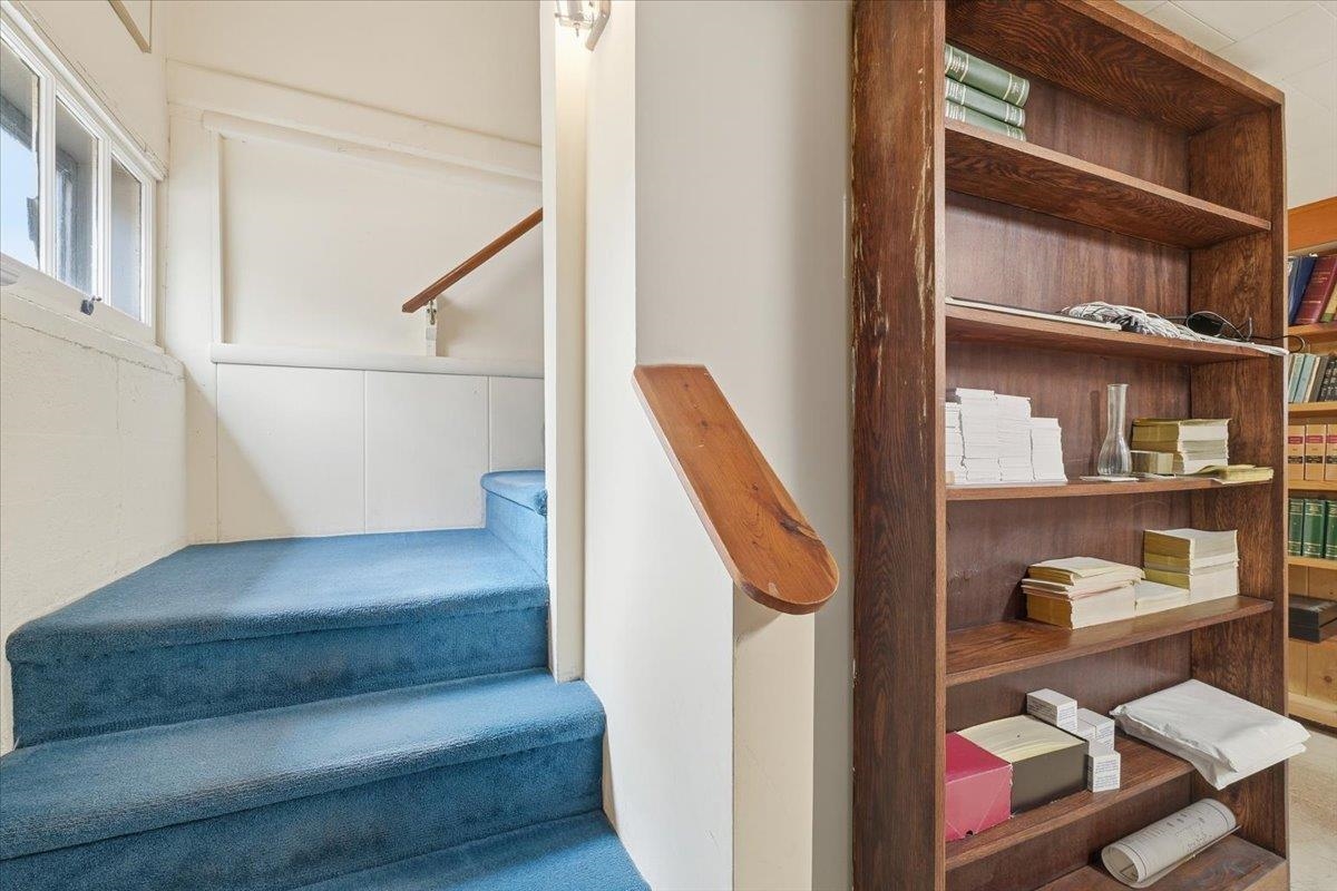 308 College Street Burlington, VT 05401 - Photo 40 of 58