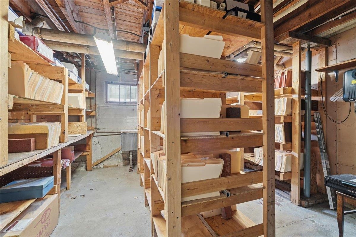 308 College Street Burlington, VT 05401 - Photo 43 of 58