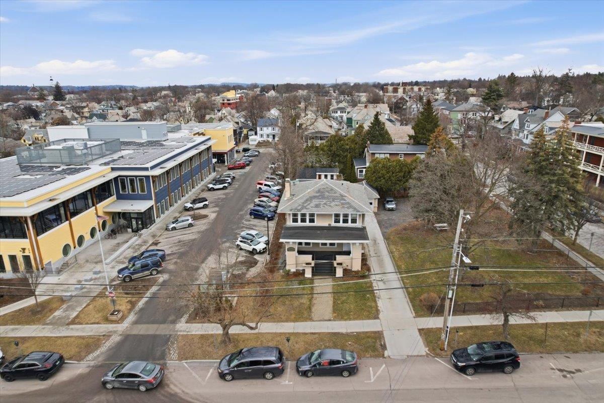 308 College Street Burlington, VT 05401 - Photo 54 of 58