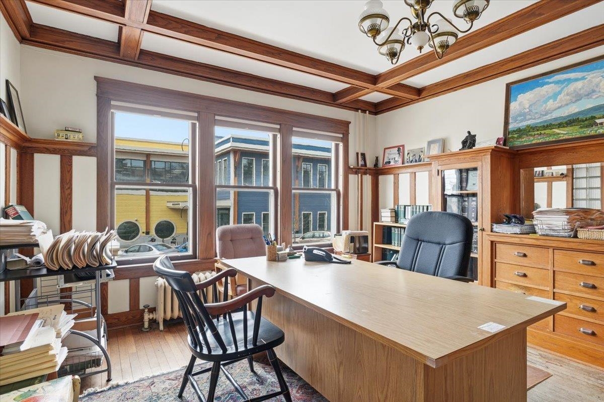 308 College Street Burlington, VT 05401 - Photo 9 of 58