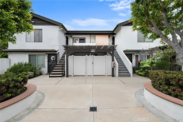 $4,800,000 | 1010-1016 Valencia Street, Costa Mesa, CA 92626