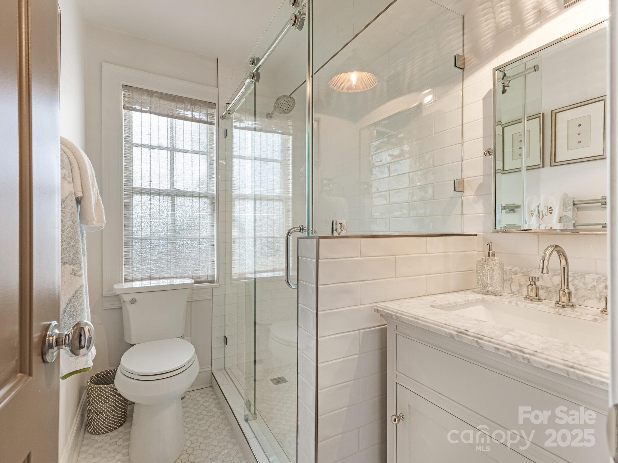 102 Colville Road, Unit 51C Charlotte, NC 28207 - Photo 12 of 16 Gallery Image 12