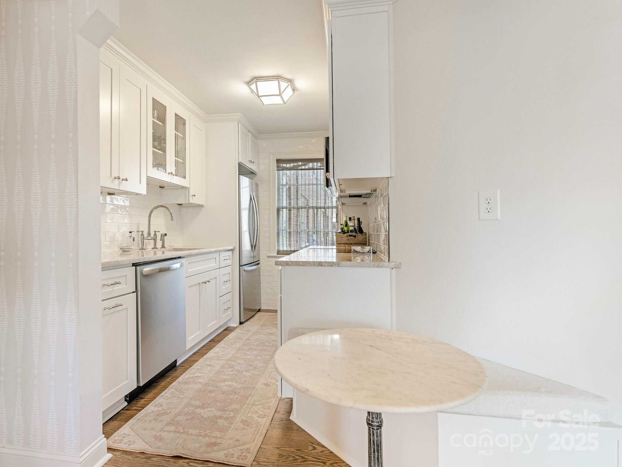 102 Colville Road, Unit 51C Charlotte, NC 28207 - Photo 5 of 16 Gallery Image 5