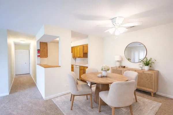 $249,853 | 1420 Stonebridge Circle, Unit 5N, Wheaton, IL 60189