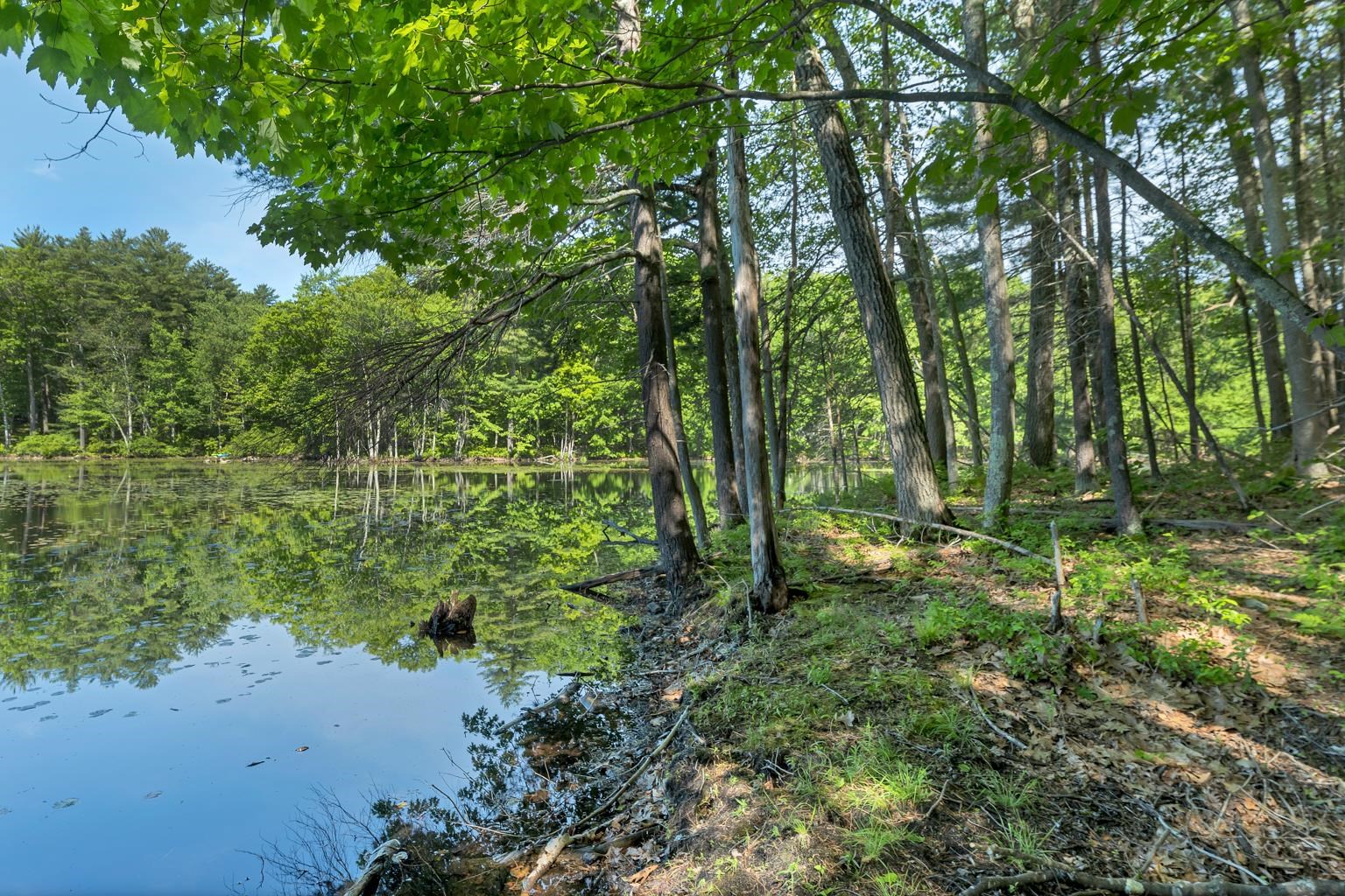 40 Norwood Road Salem, NH 03079 - Photo 15 of 22
