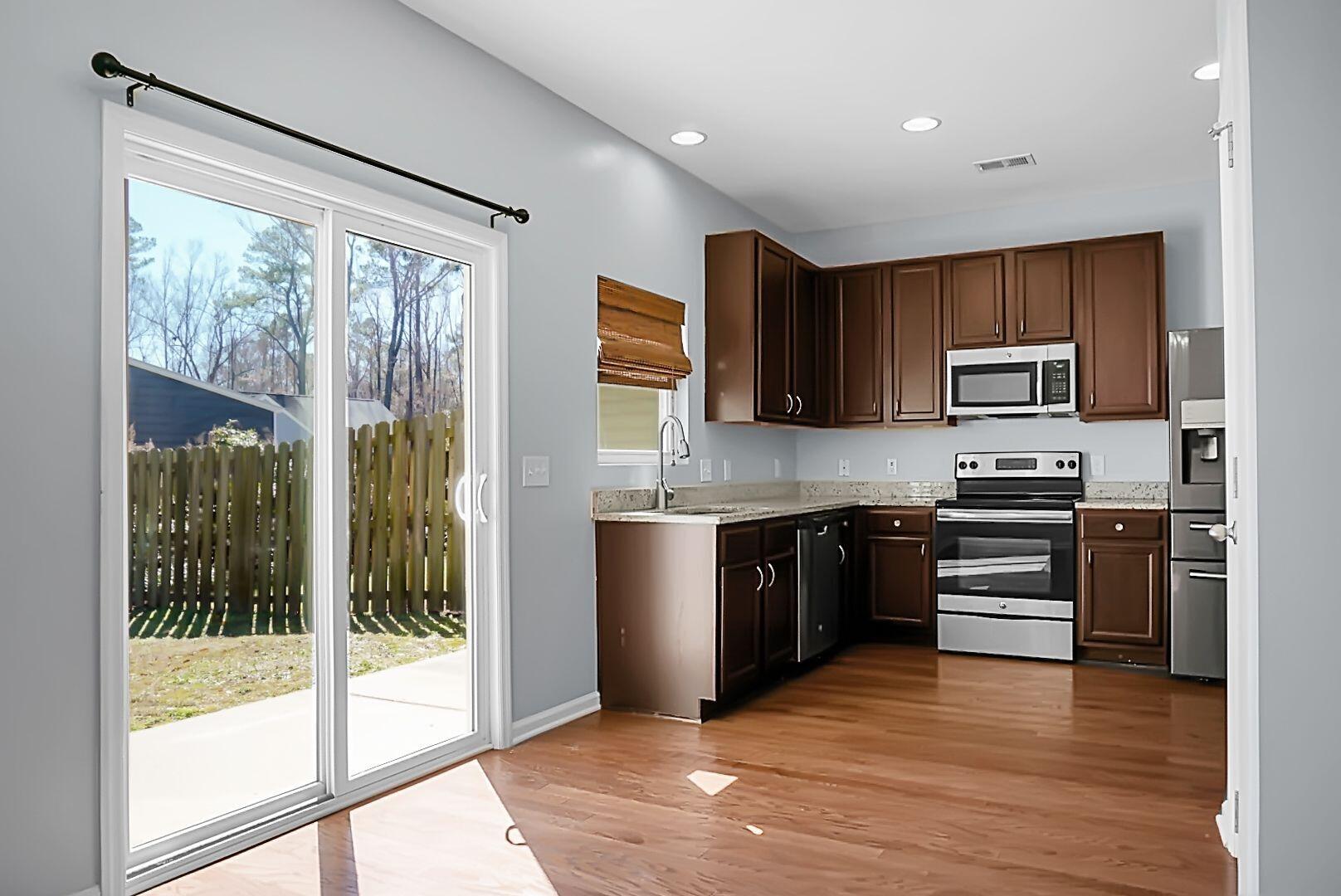 9155 Parlor Drive Ladson, SC 29456 - Photo 5 of 20 Kitchen