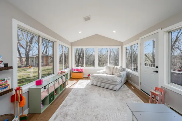 $512,500 | 19817 Dogwood Road, Lake Crystal, MN 56055