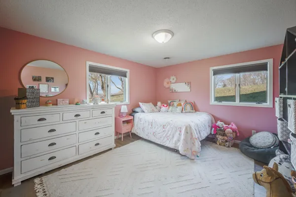 $512,500 | 19817 Dogwood Road, Lake Crystal, MN 56055