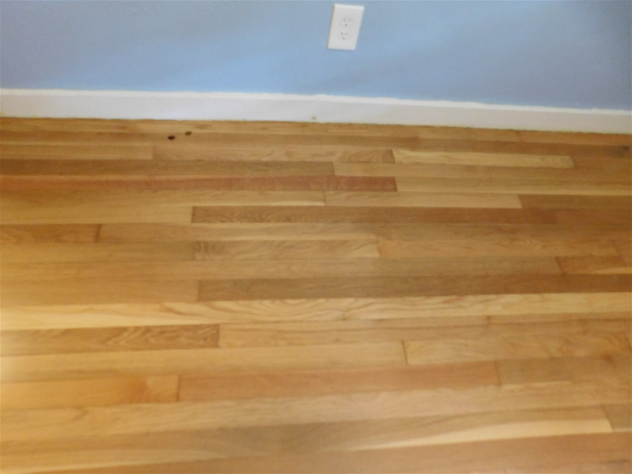 17 Watts Street Manchester, NH 03104 - Photo 15 of 23