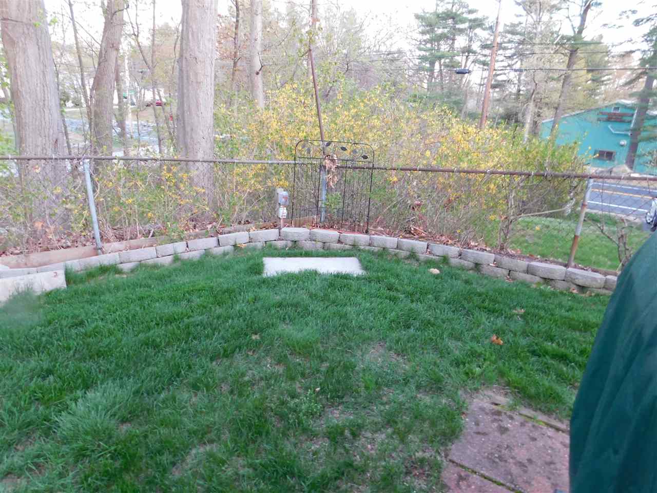 17 Watts Street Manchester, NH 03104 - Photo 20 of 23