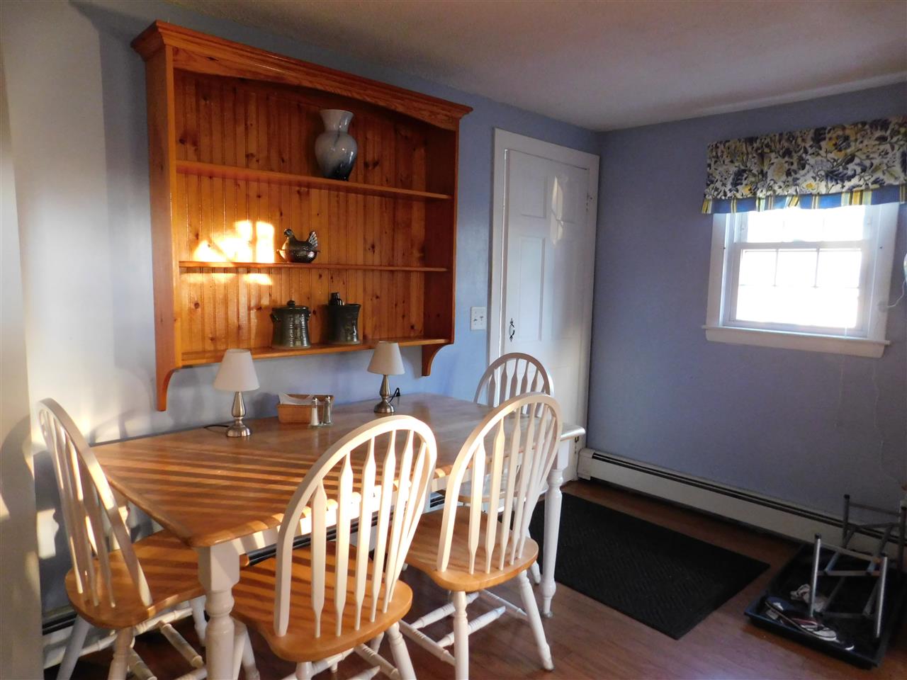 17 Watts Street Manchester, NH 03104 - Photo 5 of 23