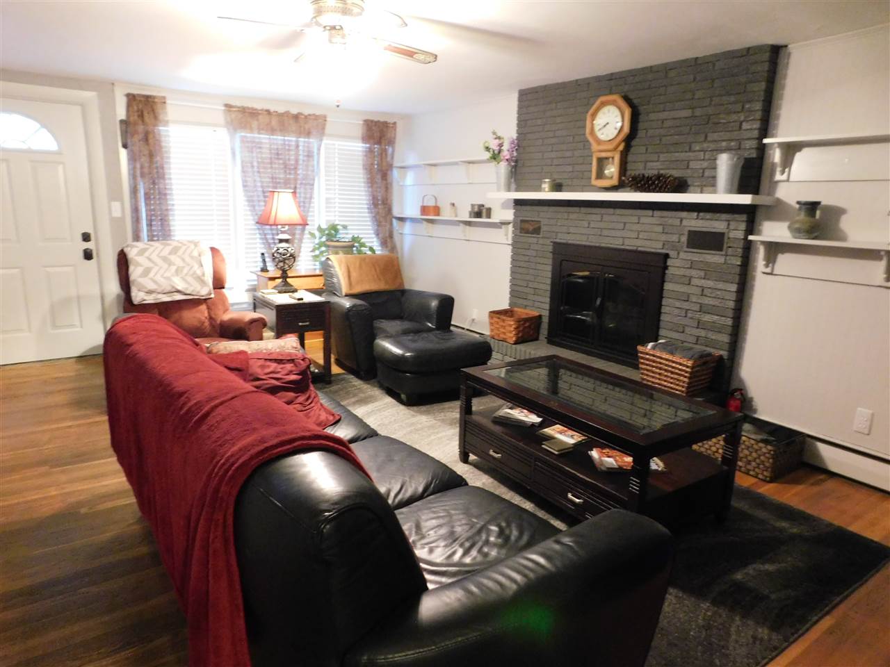 17 Watts Street Manchester, NH 03104 - Photo 7 of 23